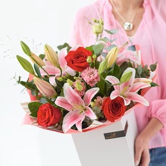 Sweet Rose & Lily Bouquet